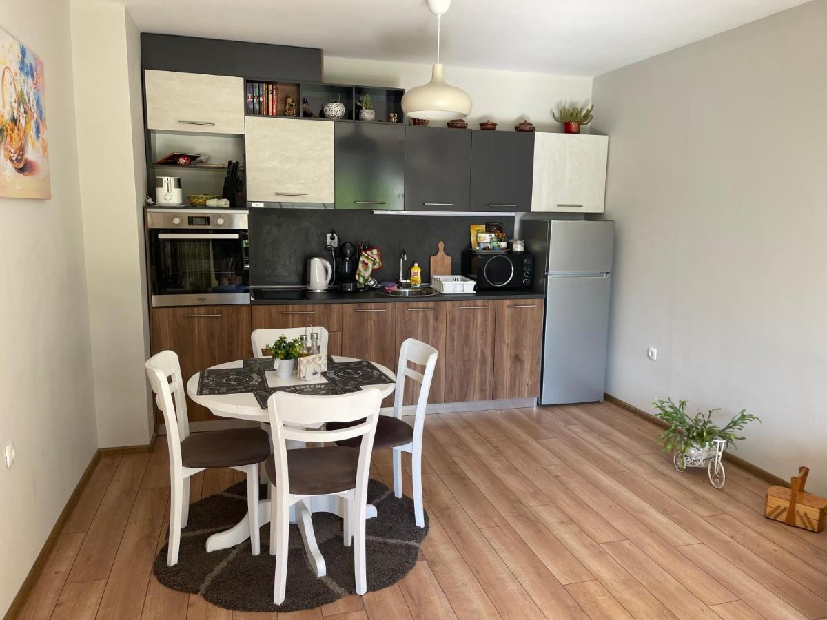 Nikol 2 Deluxe Apartment Velingrad Exterior foto